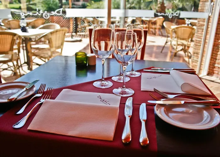 Jardim Da Meia Praia Resort